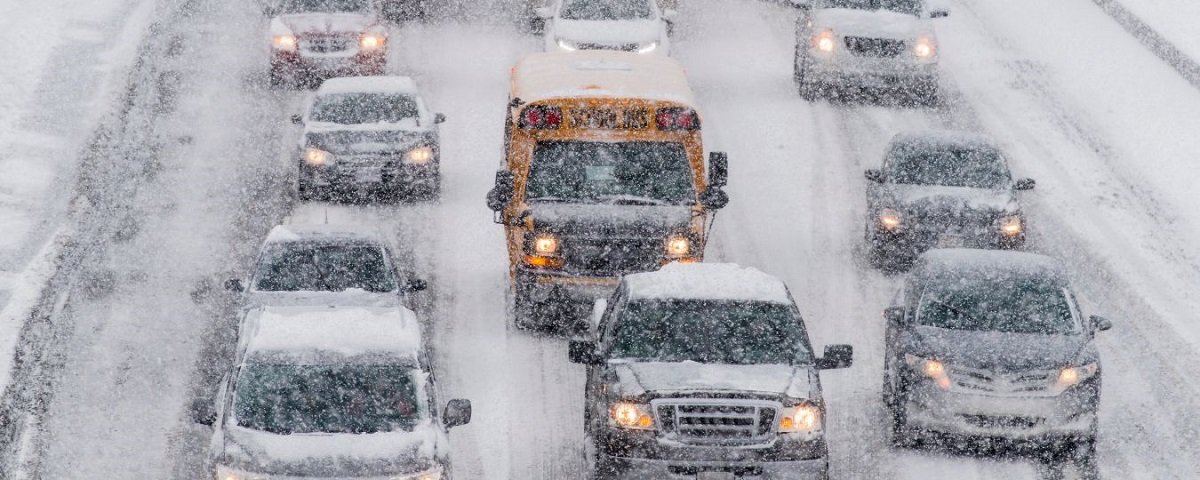 Winter Driving Safety Tips (Survival Guide for Short &#038; Long Trips)